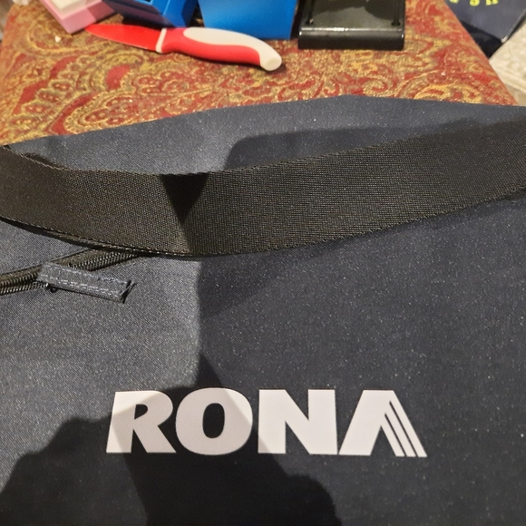 NWT CROSSBODY LAPTOP HOLDER BRIEFCASE NAVY - Picture 2 of 3